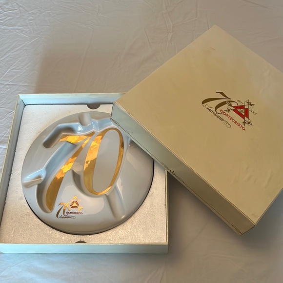 Montecristo 70th Aniversario Ashtray, 10” x 1 1/2” in height. New never used. - Picture 1 of 3